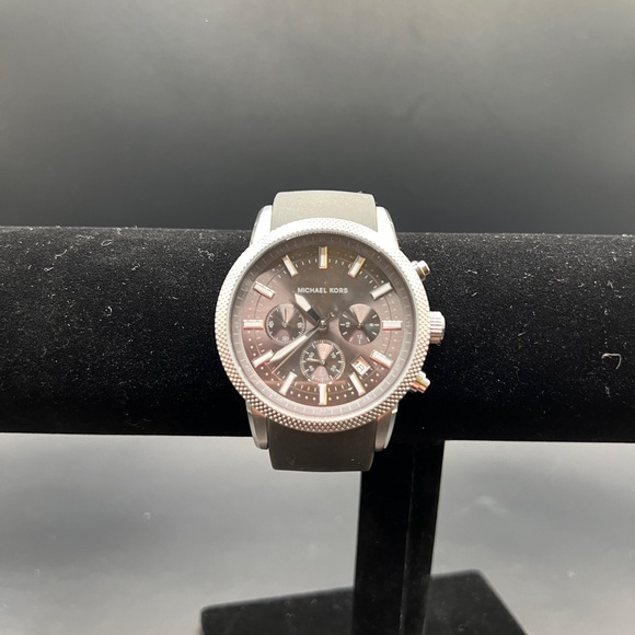 Michael Kors Scout Watch - Picture 2 of 9